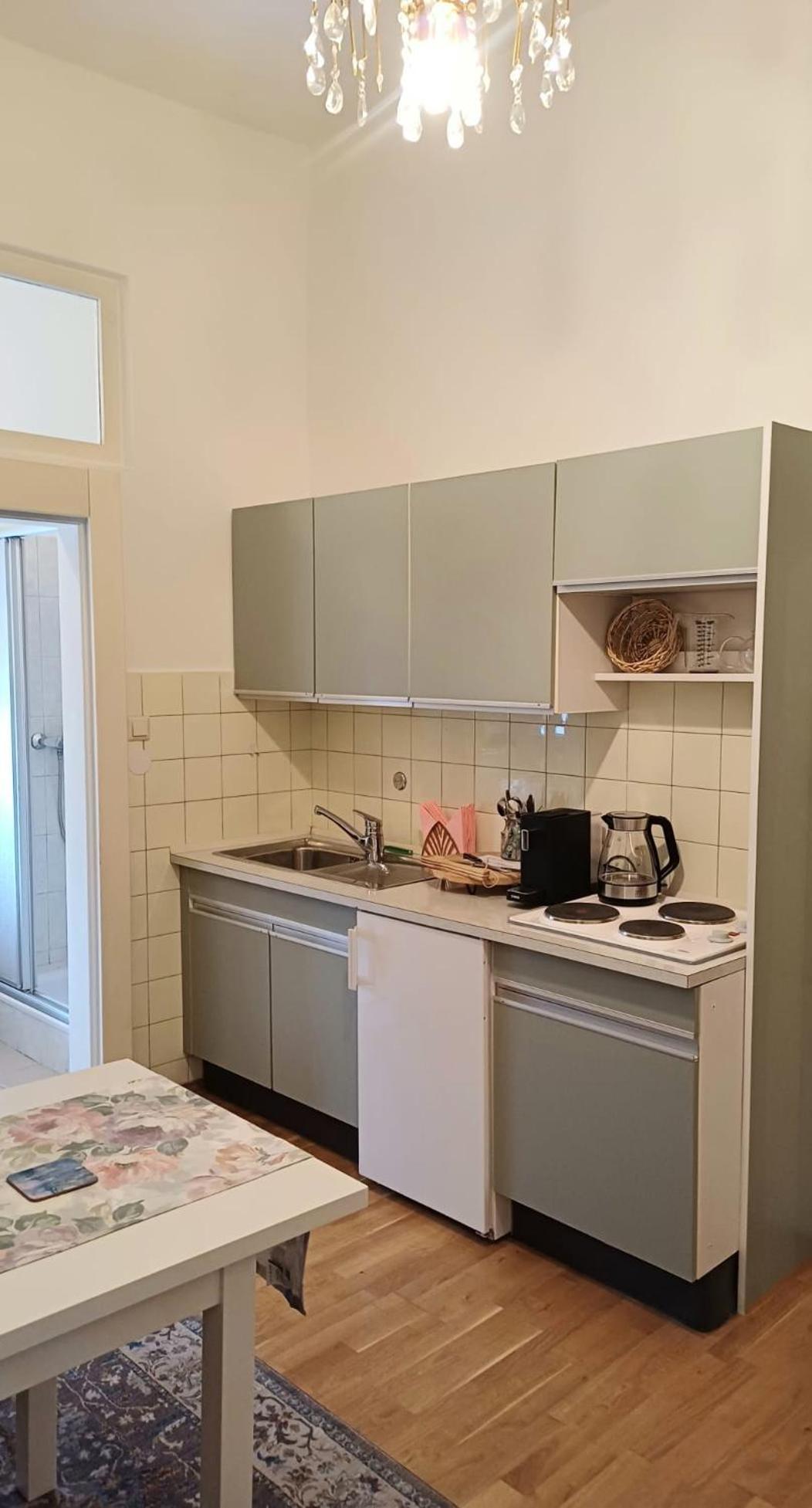 City Apartment Am Lendkanal, Klagenfurt Klagenfurt am Woerthersee Exteriör bild